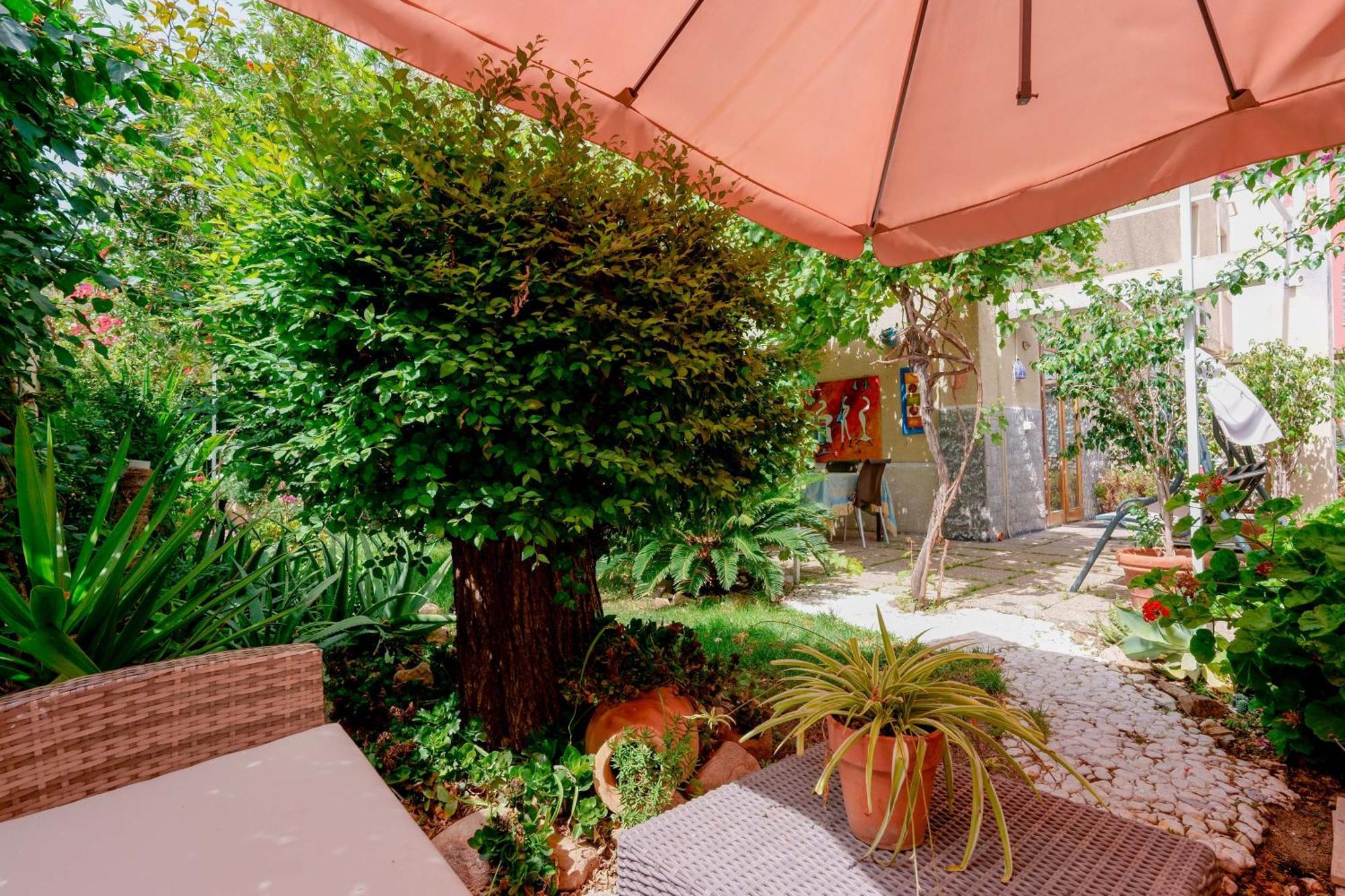 Villabeachcity Guesthouse 칼리아리 외부 사진